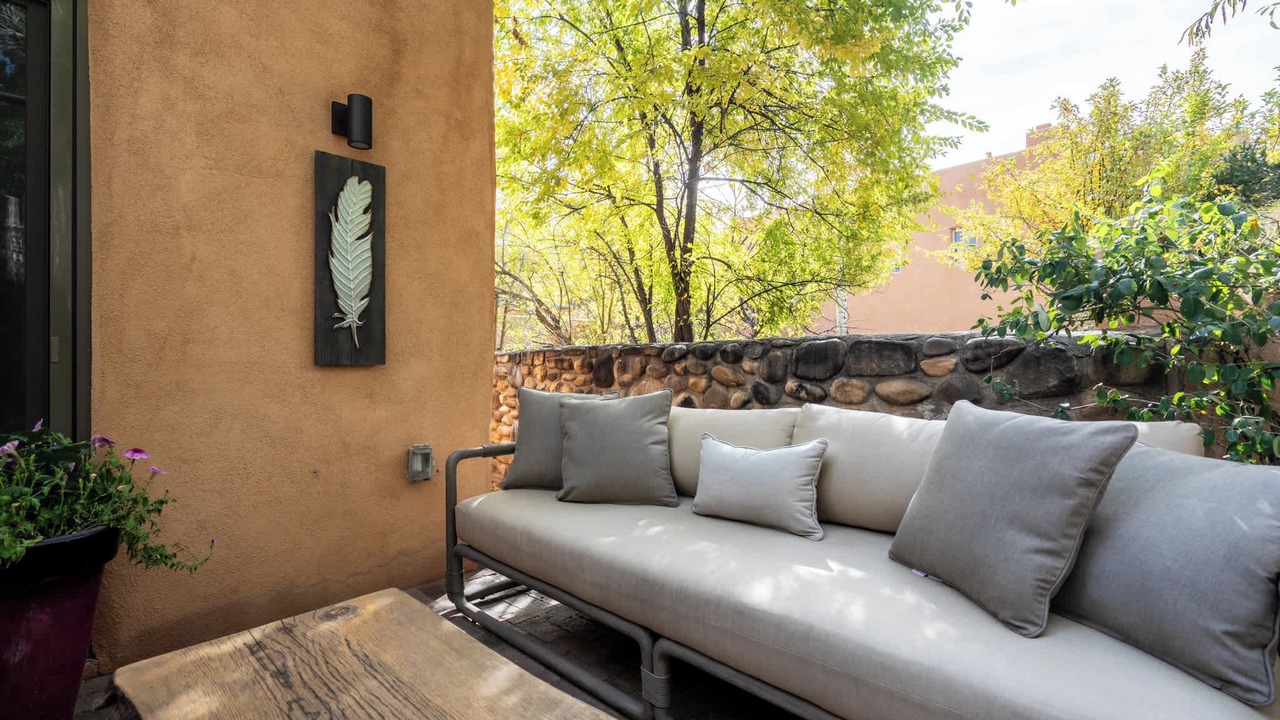 Photo of Patio Balcony in Historic Eastside