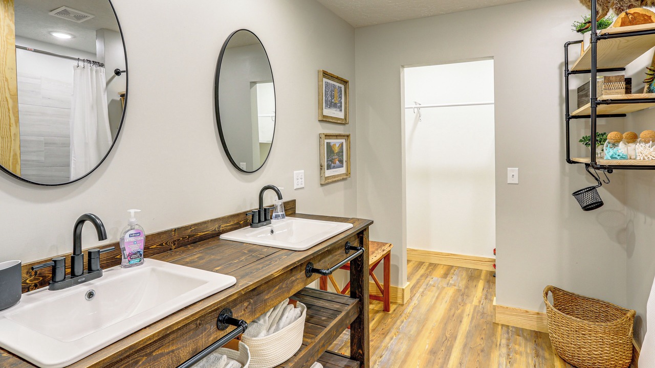 Photo of Bathroom in Mountain View