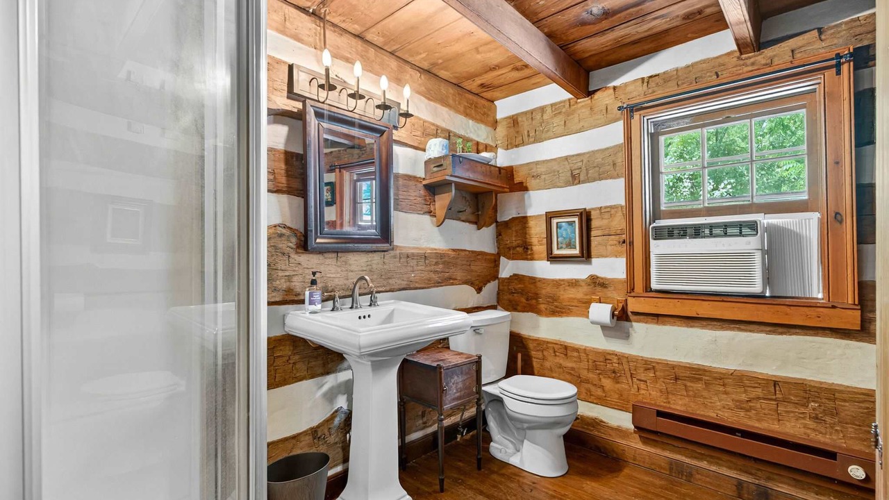 Photo of Bathroom in Augusta