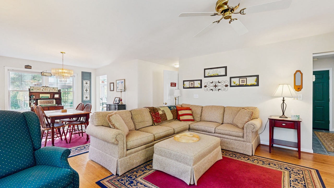 Photo of Livingroom in Center Ossipee