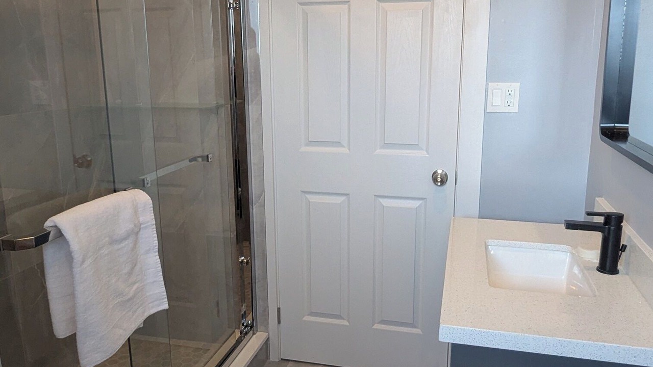 Photo of Bathroom in Boblo Island