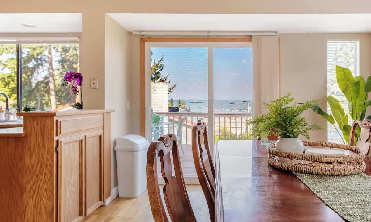 Photo of Others in East Lake Hills