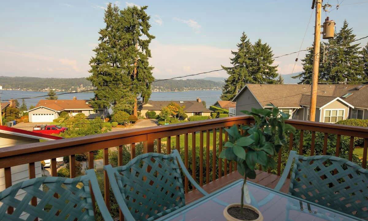 Photo of Outdoor in East Lake Hills