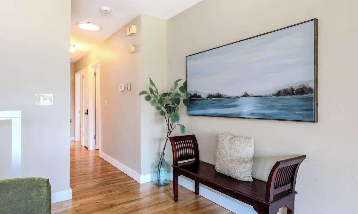 Photo of Others in East Lake Hills