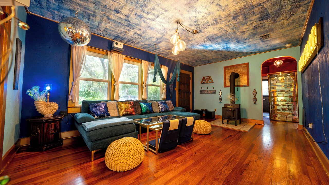 Photo of Livingroom in Gainesville