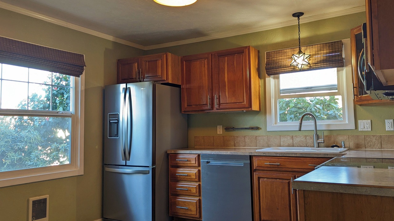 Photo of Kitchen in Southeast Eugene