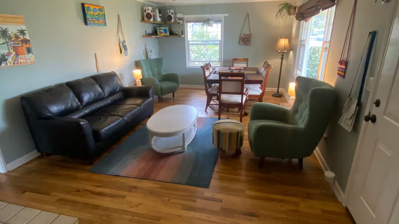 Photo of Livingroom in Southeast Eugene