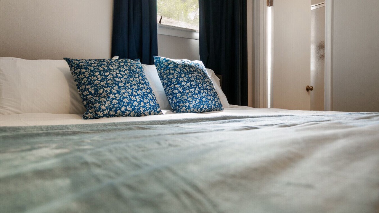 Photo of Bedroom in Waukegan