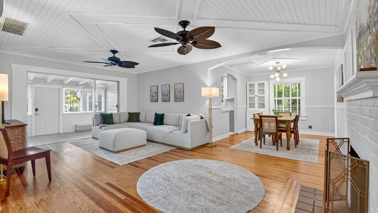 Photo of Livingroom in Southside