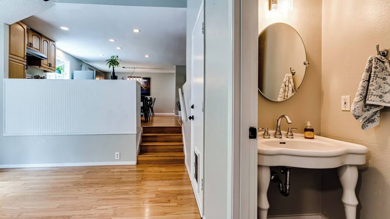 Photo of Others in Western