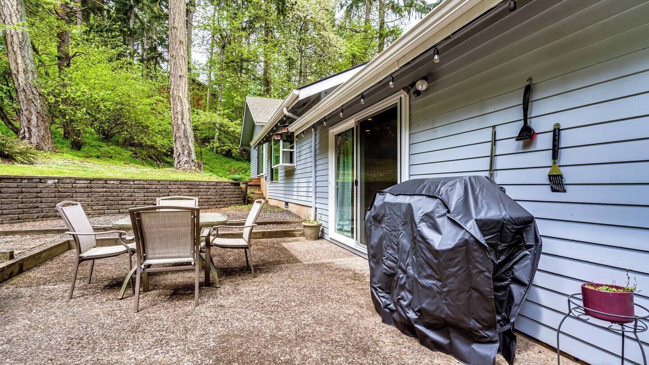 Photo of Outdoor in Western