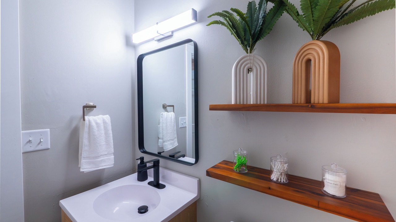 Photo of Bathroom in Lawrence