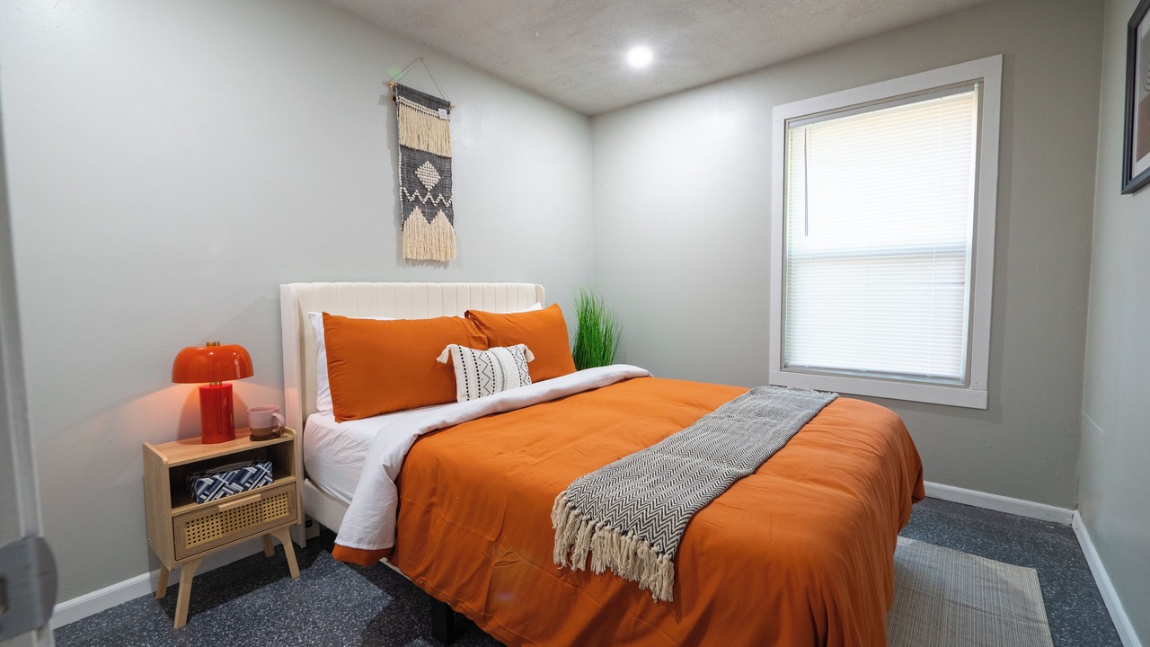 Photo of Bedroom in Lawrence