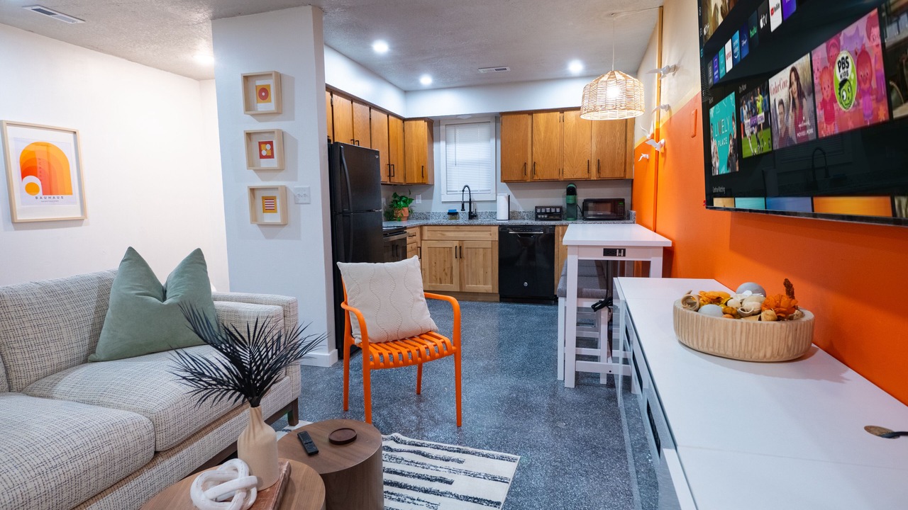 Photo of Livingroom in Lawrence