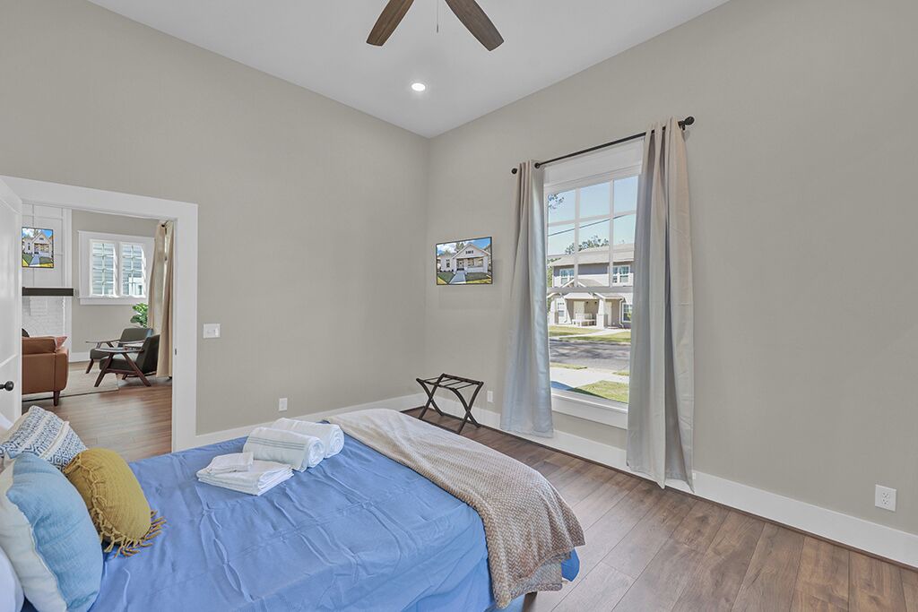 Photo of Bedroom in Forest Park