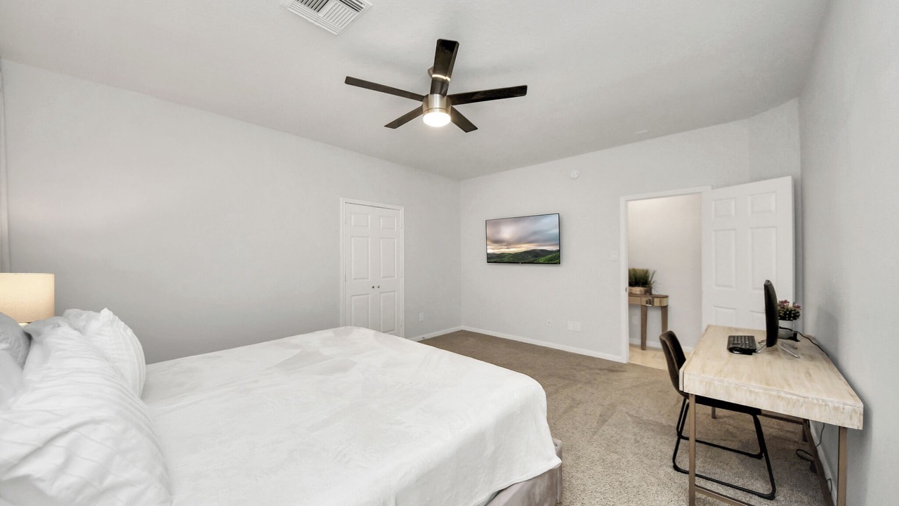 Photo of Bedroom in Katy