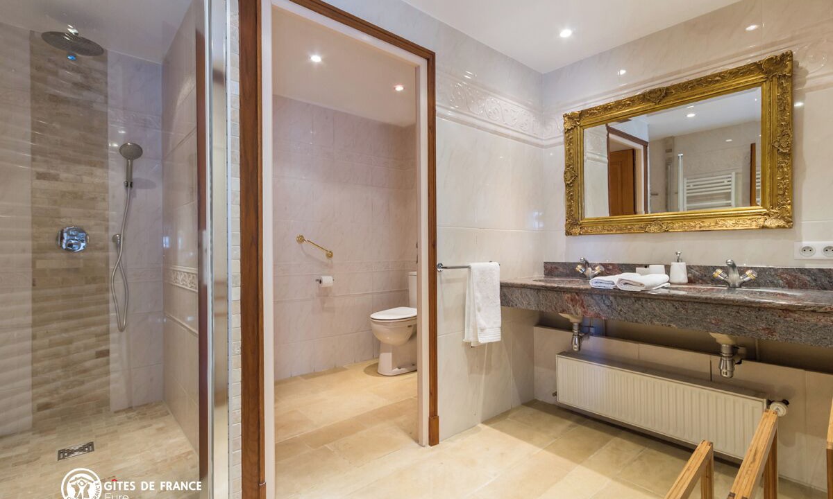 Photo of Bathroom in Conteville