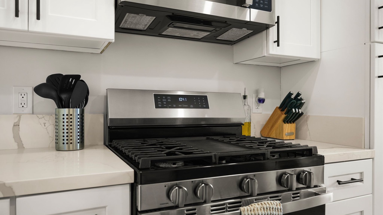 Photo of Kitchen in Alamitos Beach