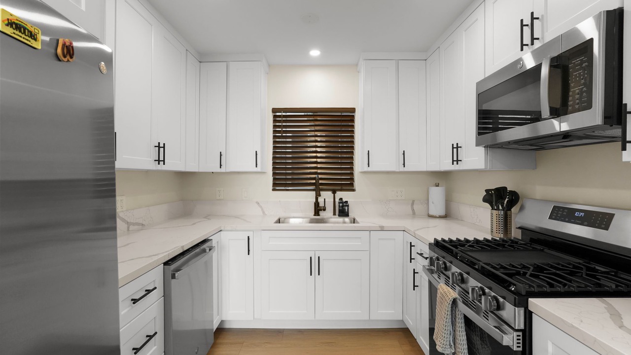 Photo of Kitchen in Alamitos Beach