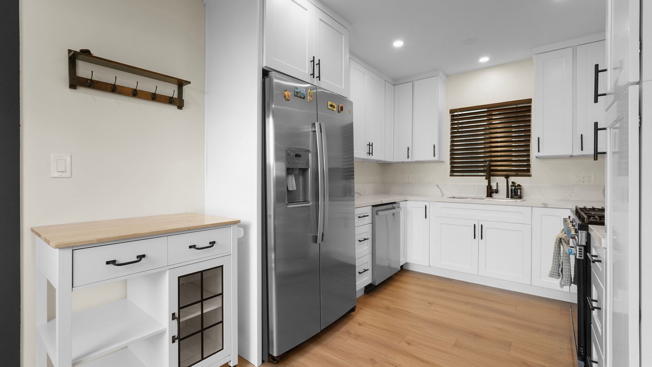 Photo of Kitchen in Alamitos Beach