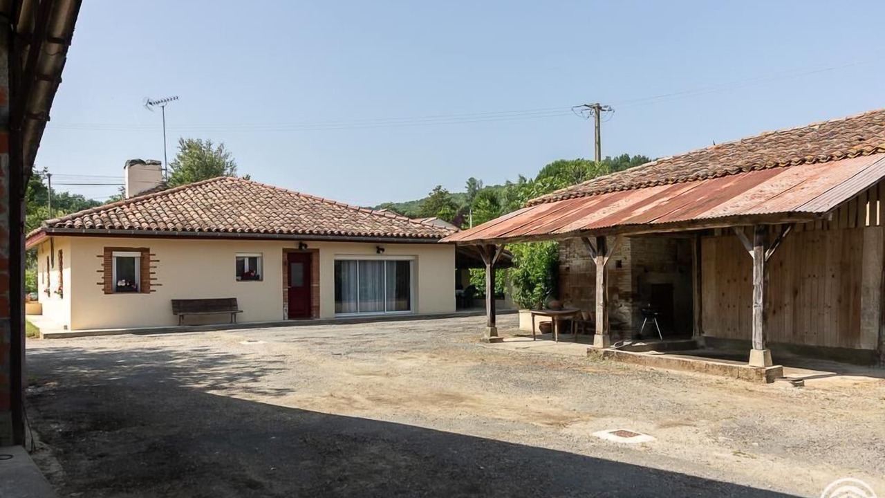 Photo of Outdoor in Le Castera