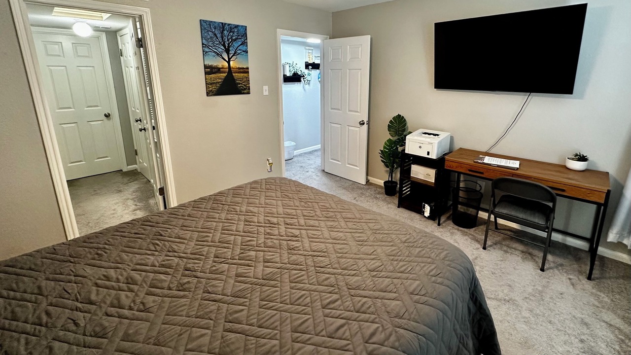 Photo of Bedroom in West Campus