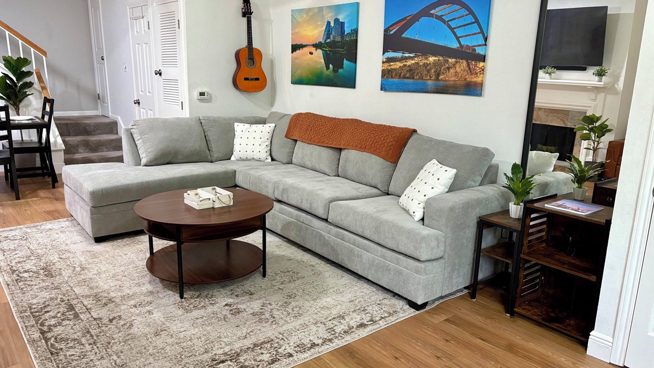 Photo of Livingroom in West Campus