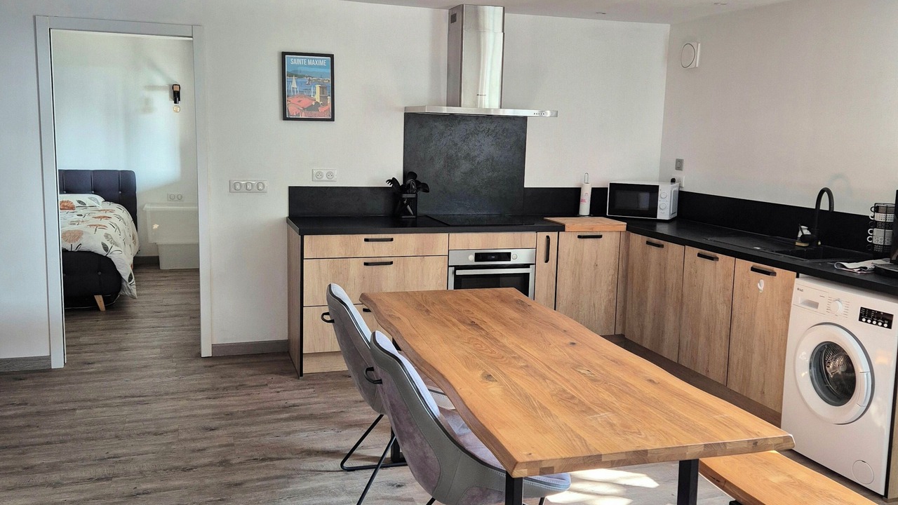 Photo of Others in Bougarber