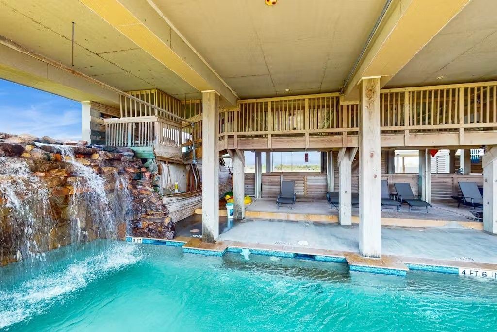 Photo of Outdoor in Port Bolivar
