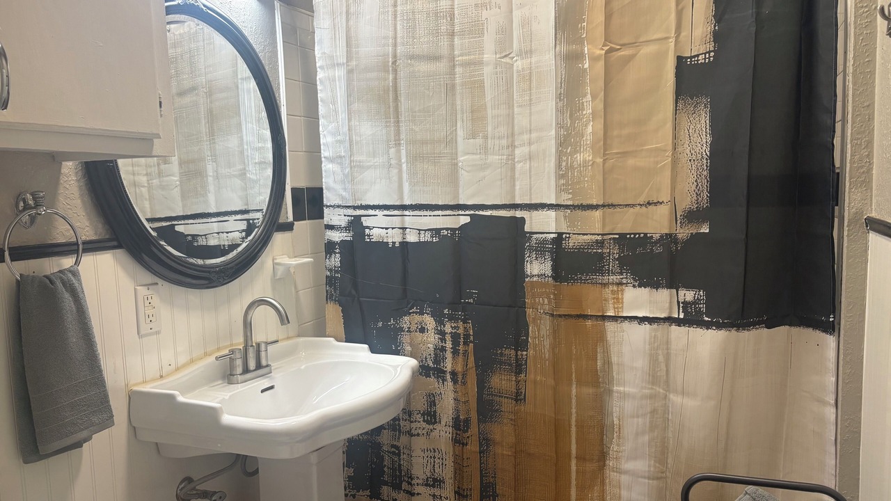 Photo of Bathroom in Norman