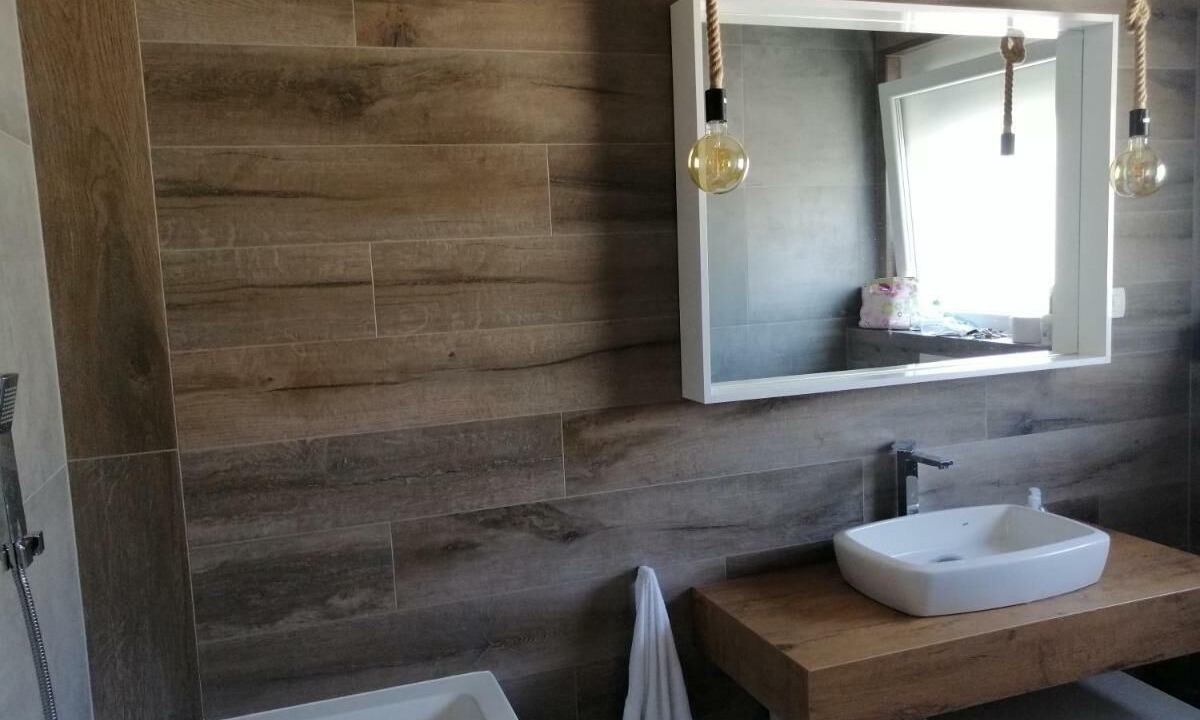 Photo of Bathroom in Rudine