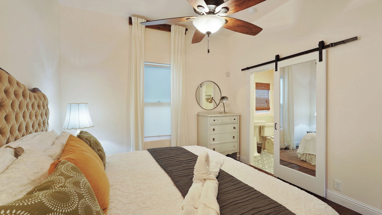 Photo of Bedroom in Lodi