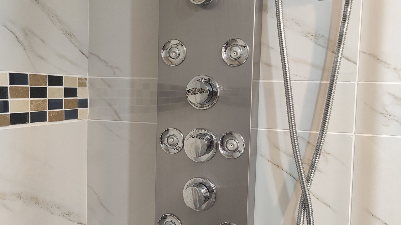 Photo of Bathroom in Jamboree Heights