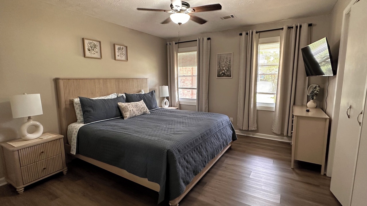 Photo of Bedroom in Lawrenceville