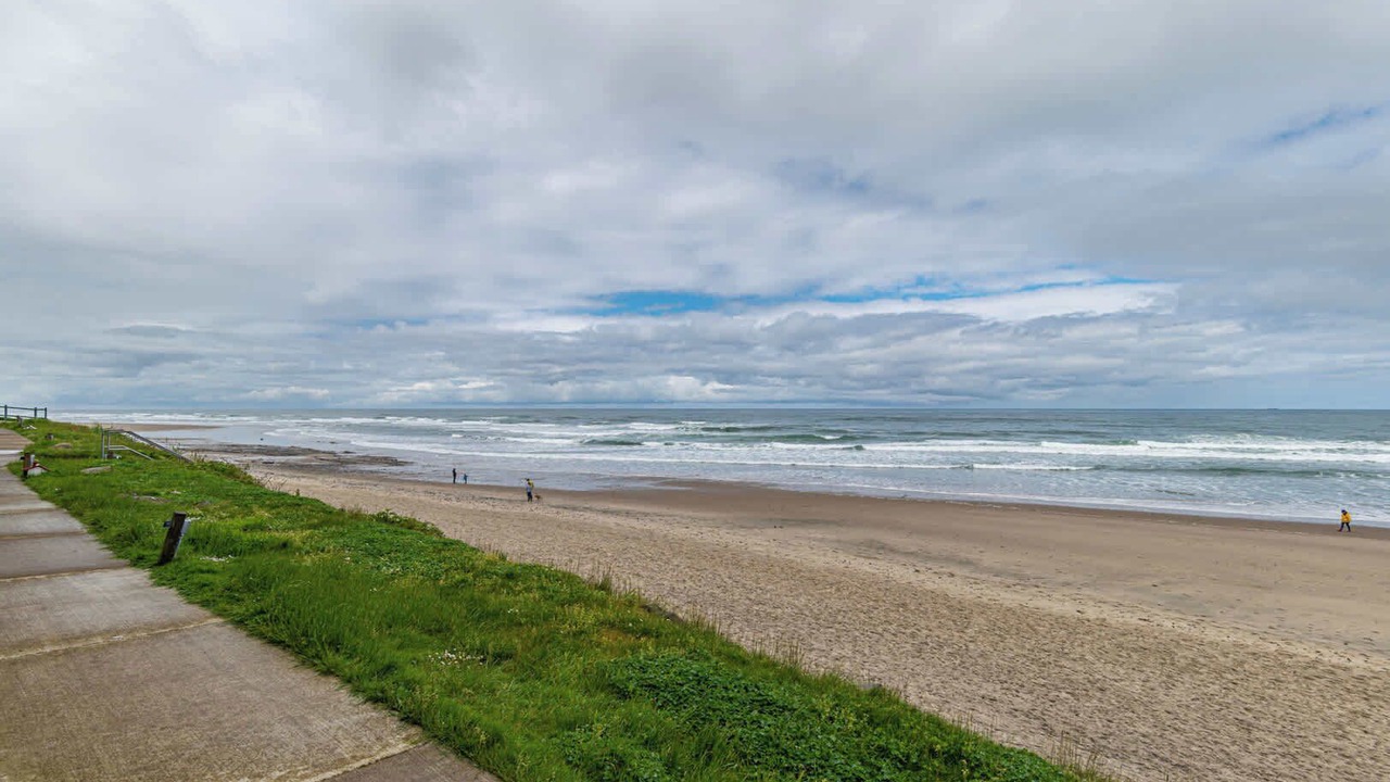 Photo of Others in Lincoln City