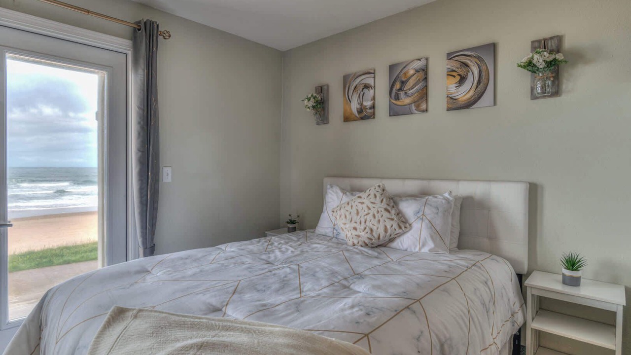 Photo of Others in Lincoln City