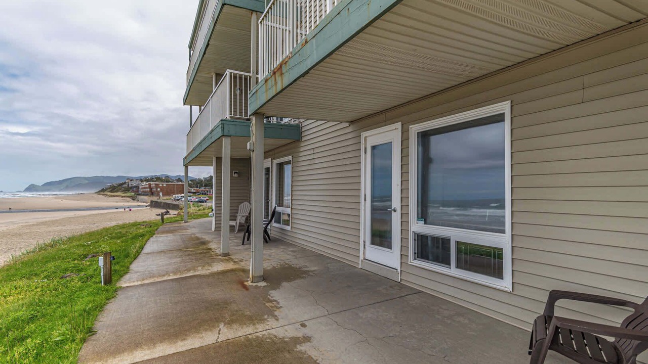 Photo of Others in Lincoln City