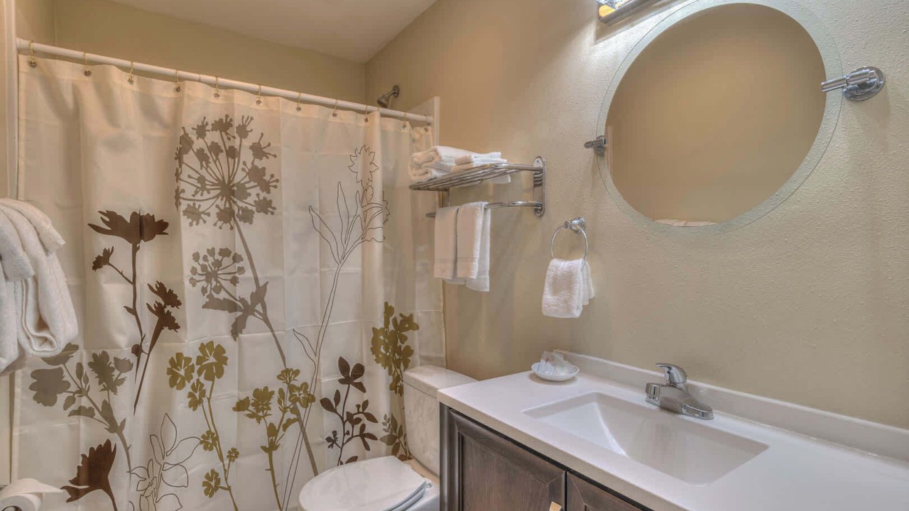 Photo of Bathroom in Lincoln City