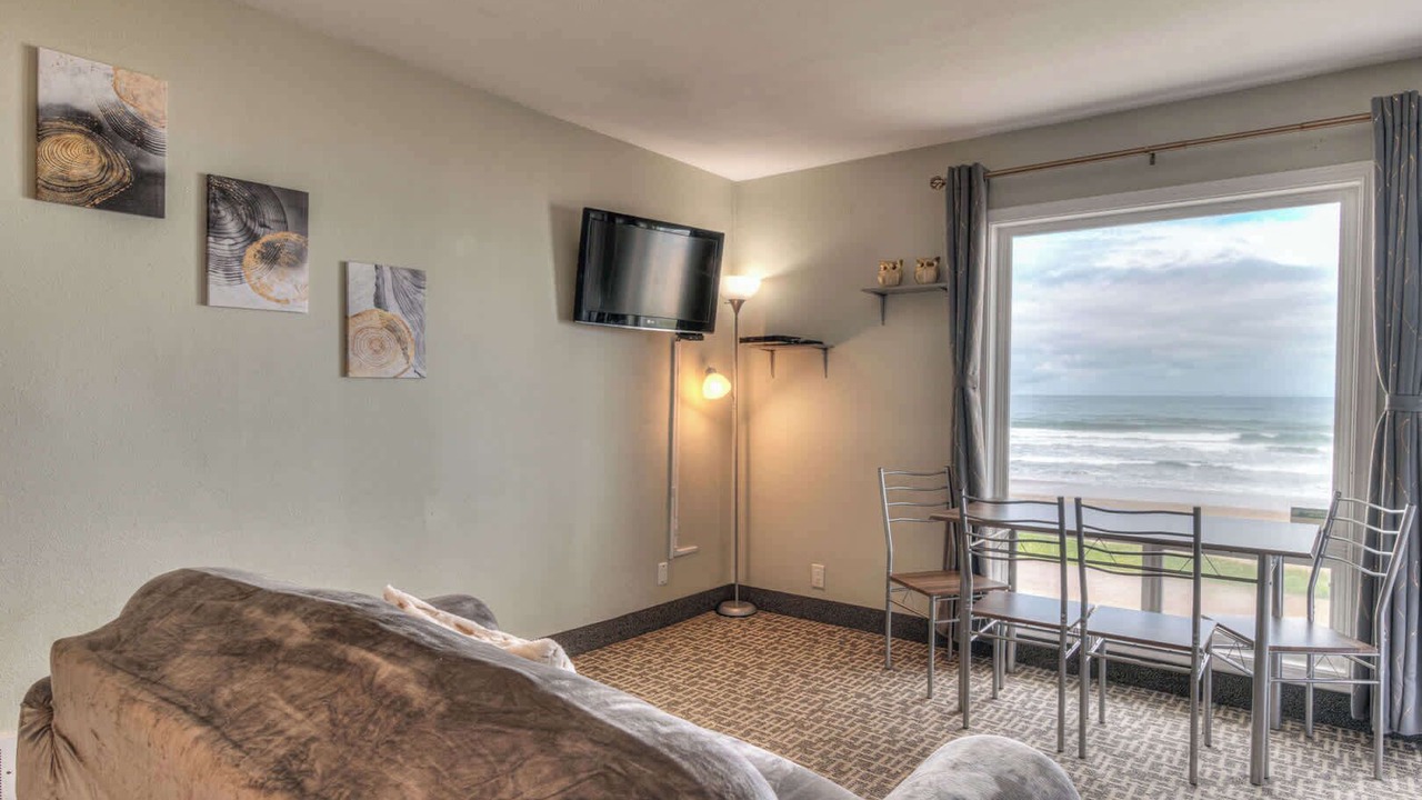 Photo of Others in Lincoln City