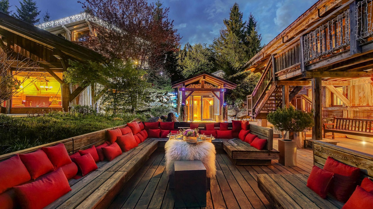 Photo of Patio Balcony in Demi-Quartier