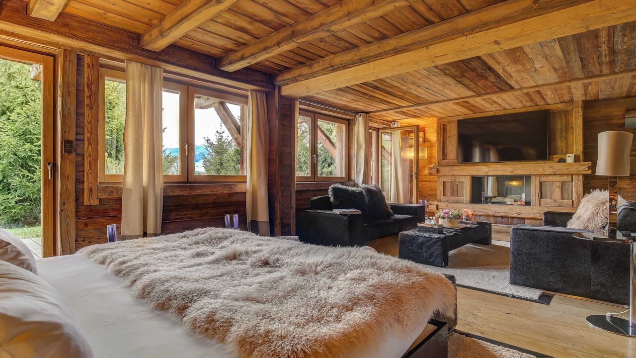 Photo of Bedroom in Demi-Quartier