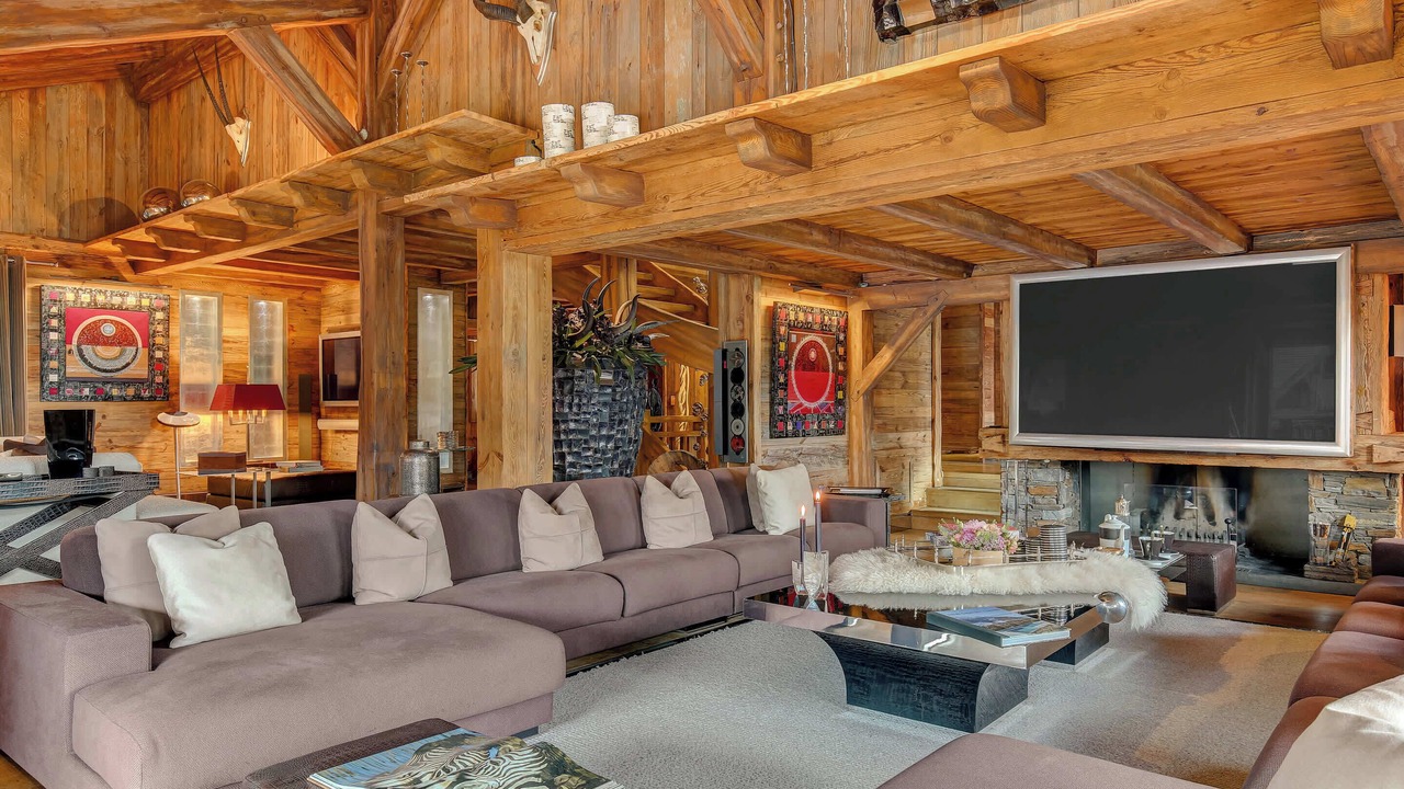 Photo of Livingroom in Demi-Quartier