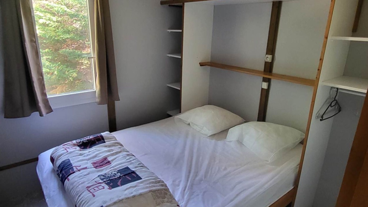 Photo of Bedroom in Salles