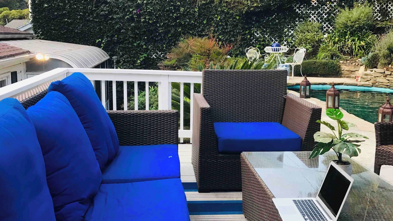 Photo of Patio Balcony in Beverly Glen