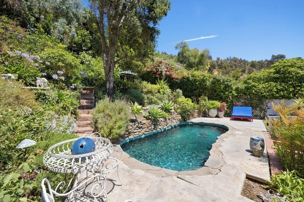 Photo of Outdoor in Beverly Glen