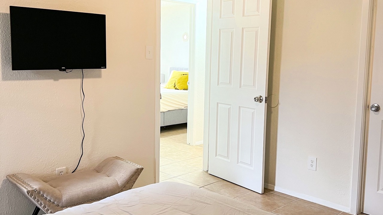 Photo of Bedroom in Franklin Park