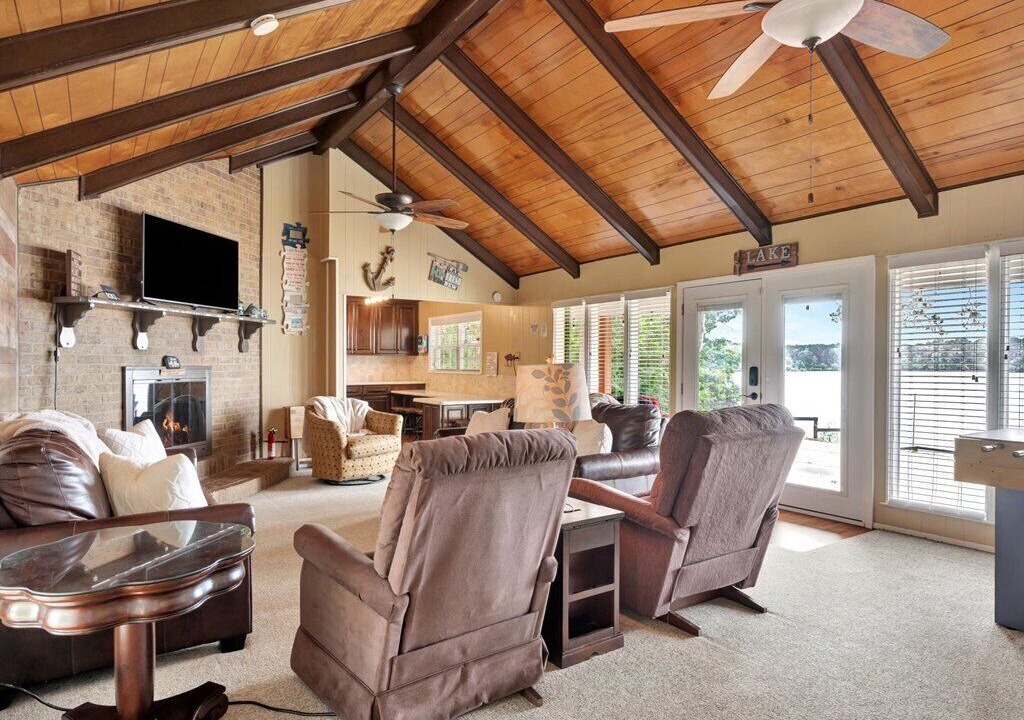 Photo of Livingroom in Hemphill