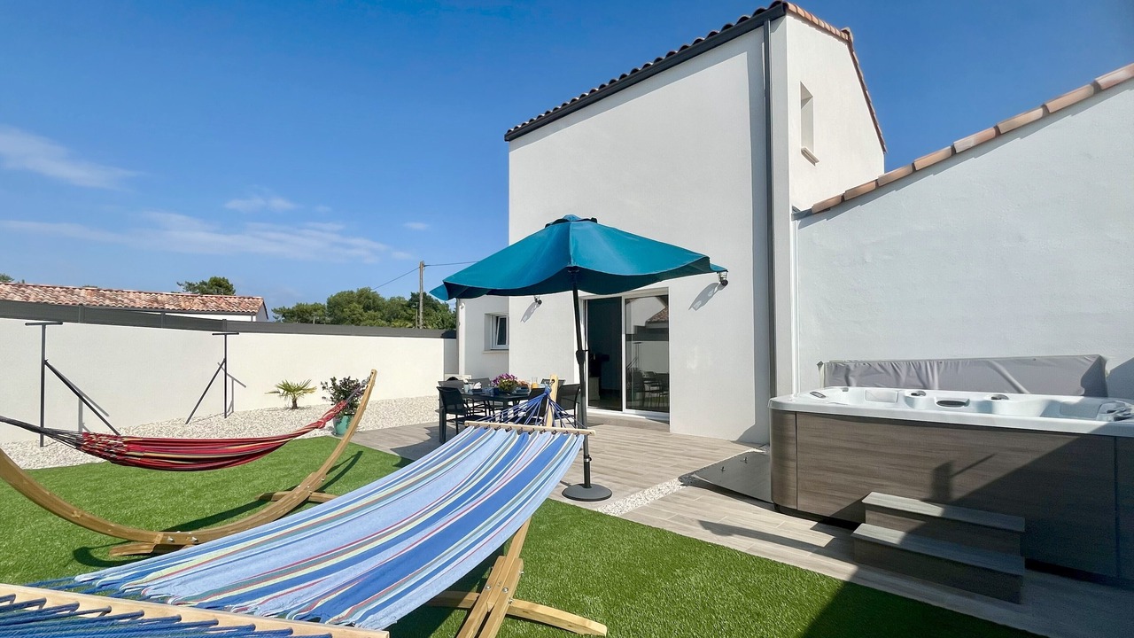 Photo of Patio Balcony in Saint-Hilaire-de-Riez