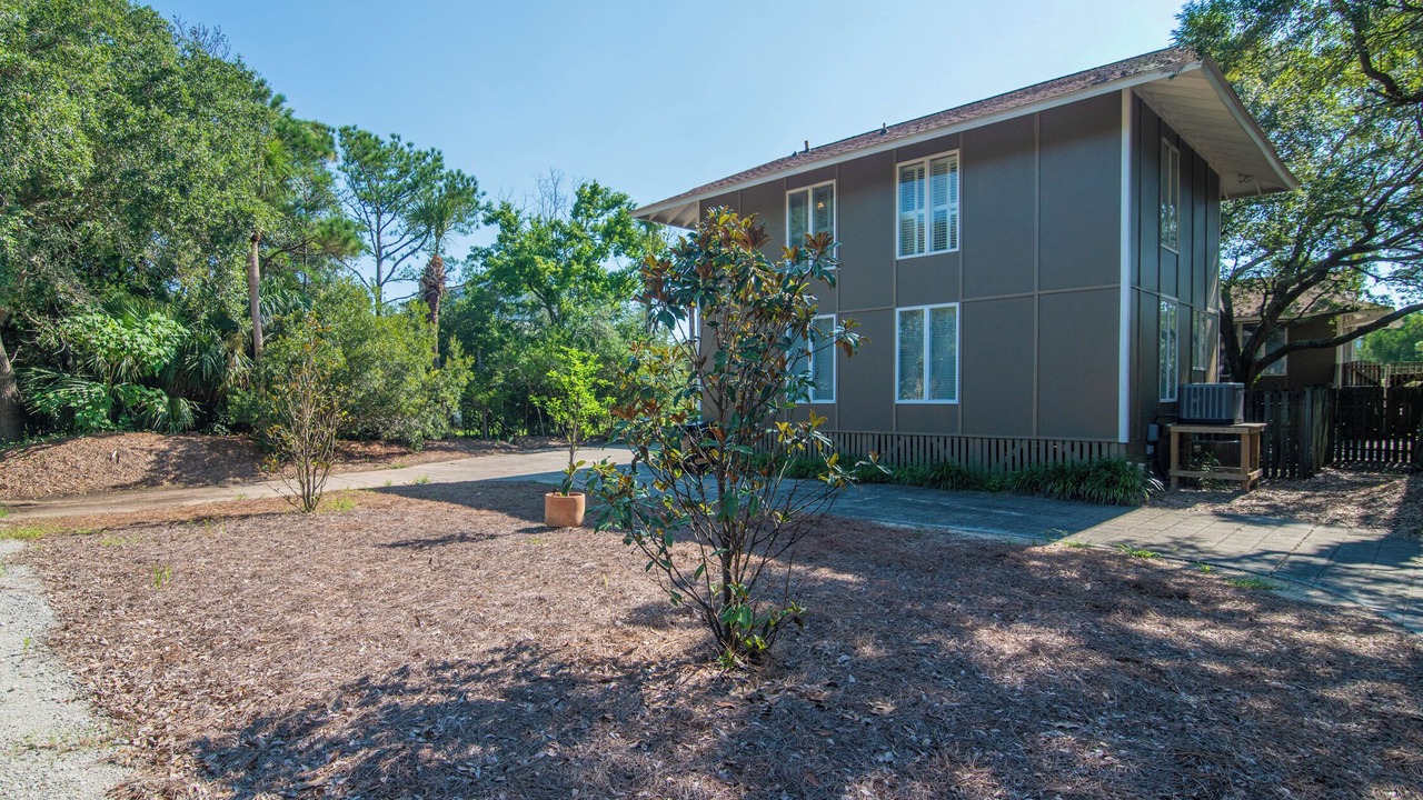 Photo of Outdoor in Debordieu Colony
