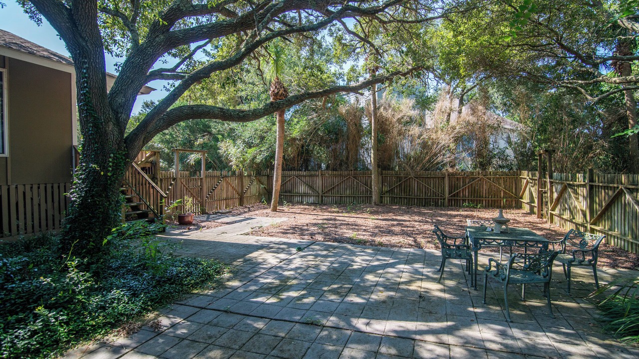 Photo of Outdoor in Debordieu Colony